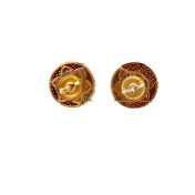 The Sorella Nacre Stud Earrings - thumb 3