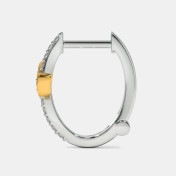 The Ilvora Huggie Earrings - thumb 4
