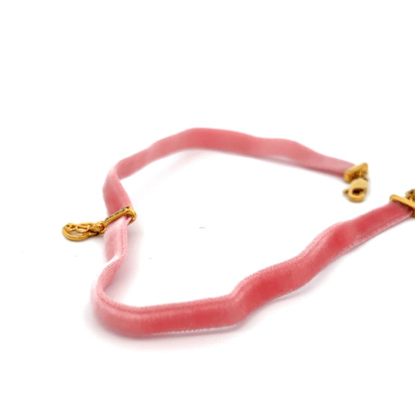 The Pinktastic Barbie Necklace - image 4